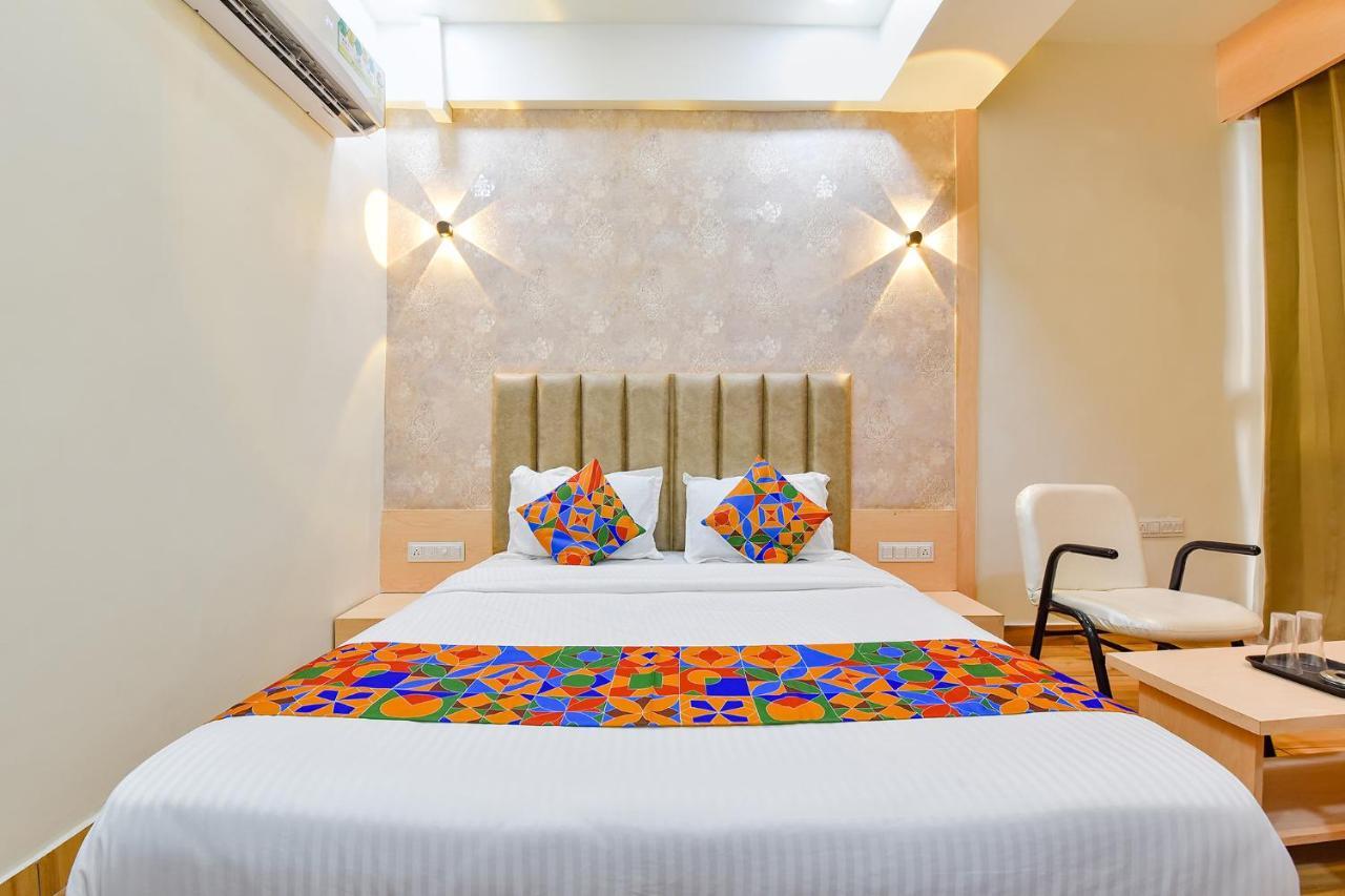 Fabhotel Symphony Grand Ахмедабад Екстер'єр фото