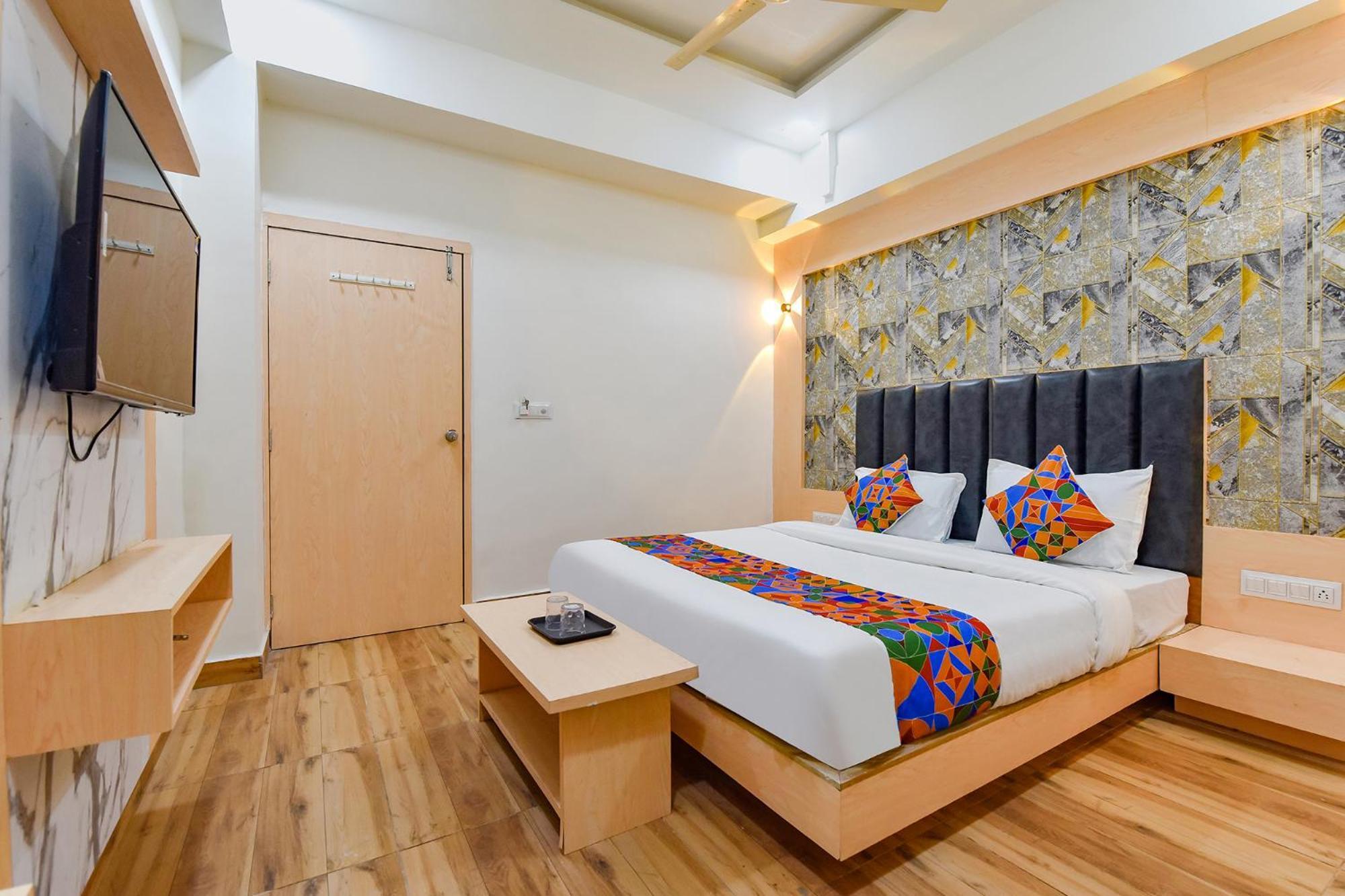 Fabhotel Symphony Grand Ахмедабад Екстер'єр фото